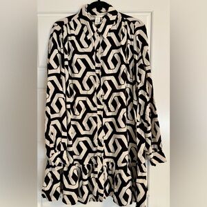 H&M Black and White Patterned Dress